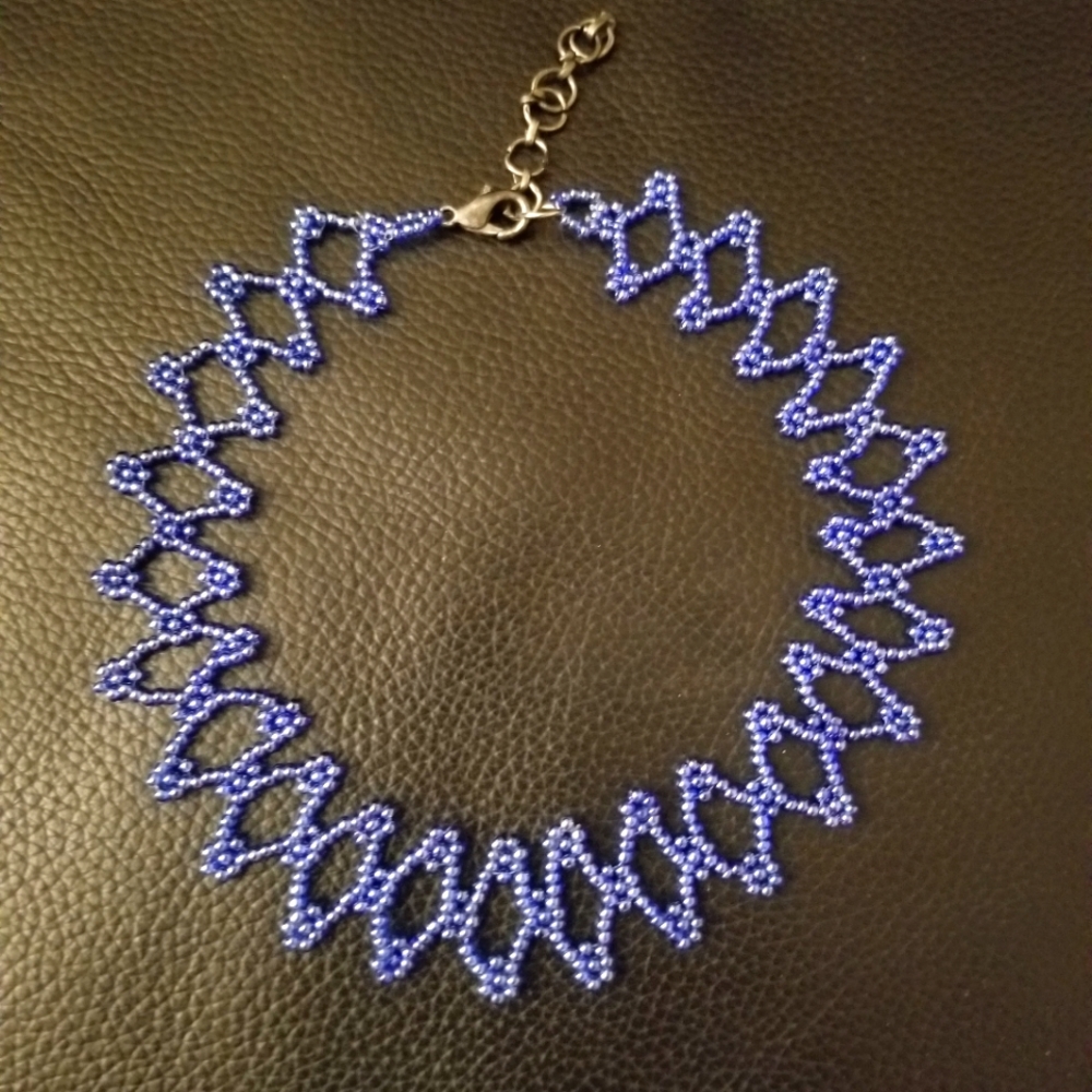 Beautiful light choker